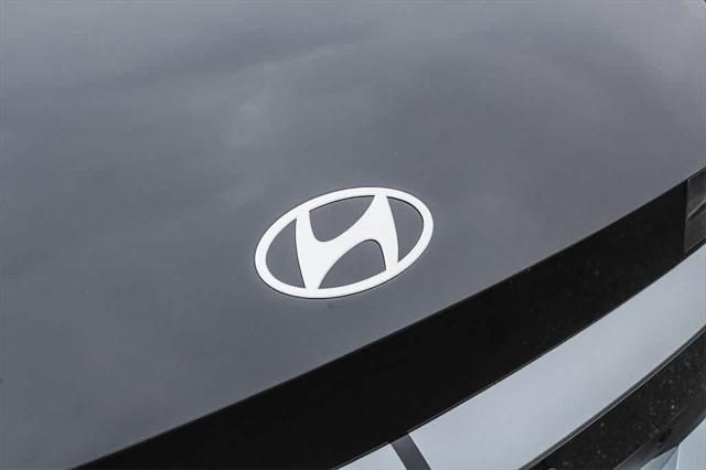 Thumbnail: 2025 Hyundai Ioniq 5 - 11