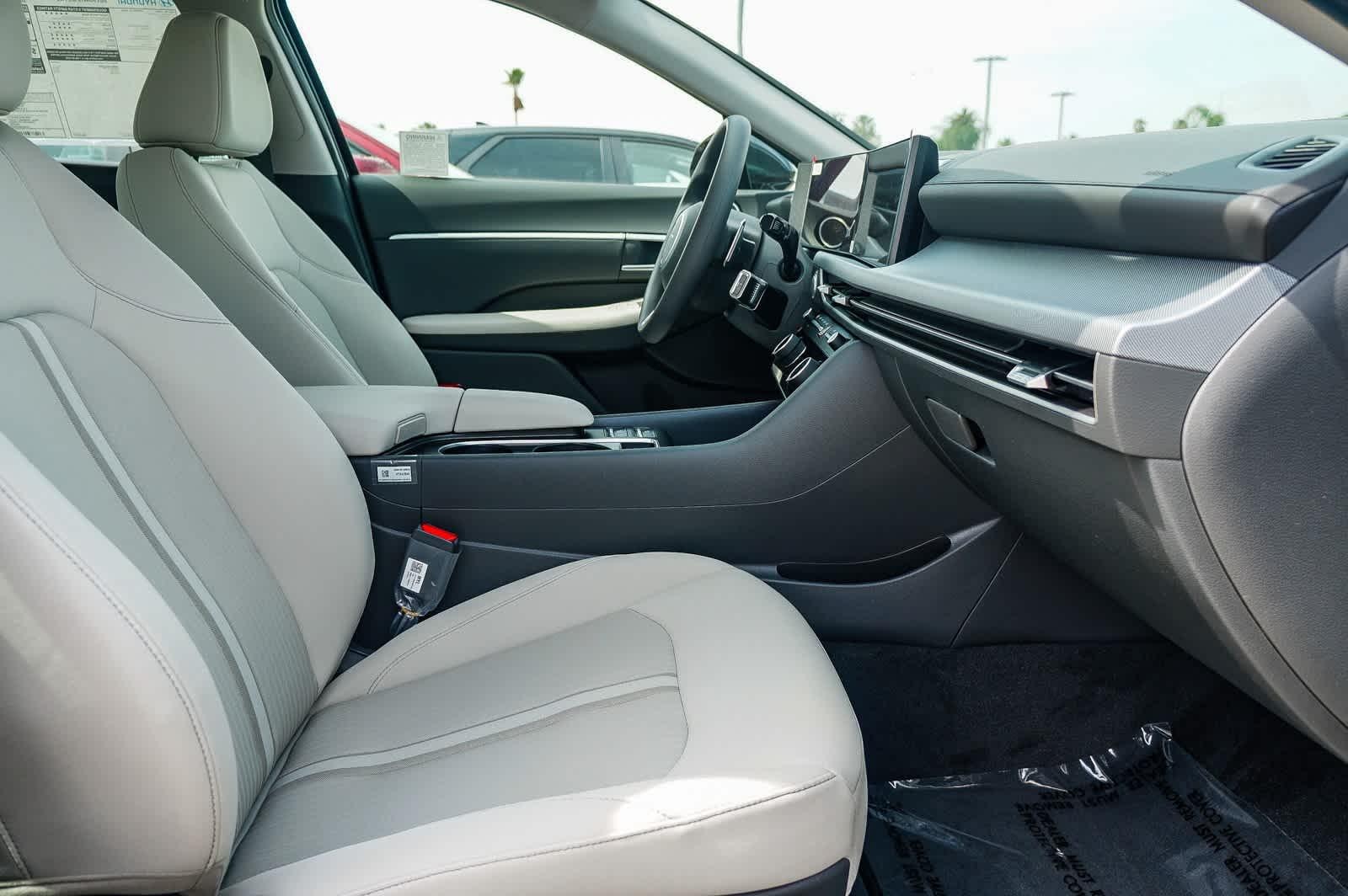 Thumbnail: 2025 Hyundai Sonata - 23