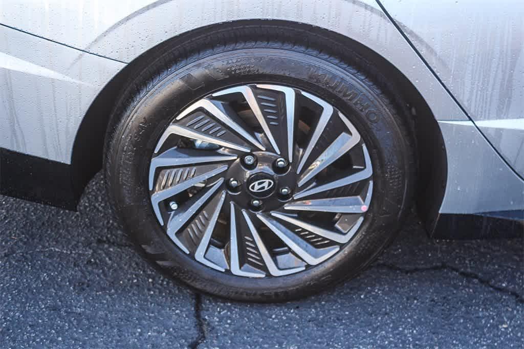 Thumbnail: 2025 Hyundai Sonata - 8
