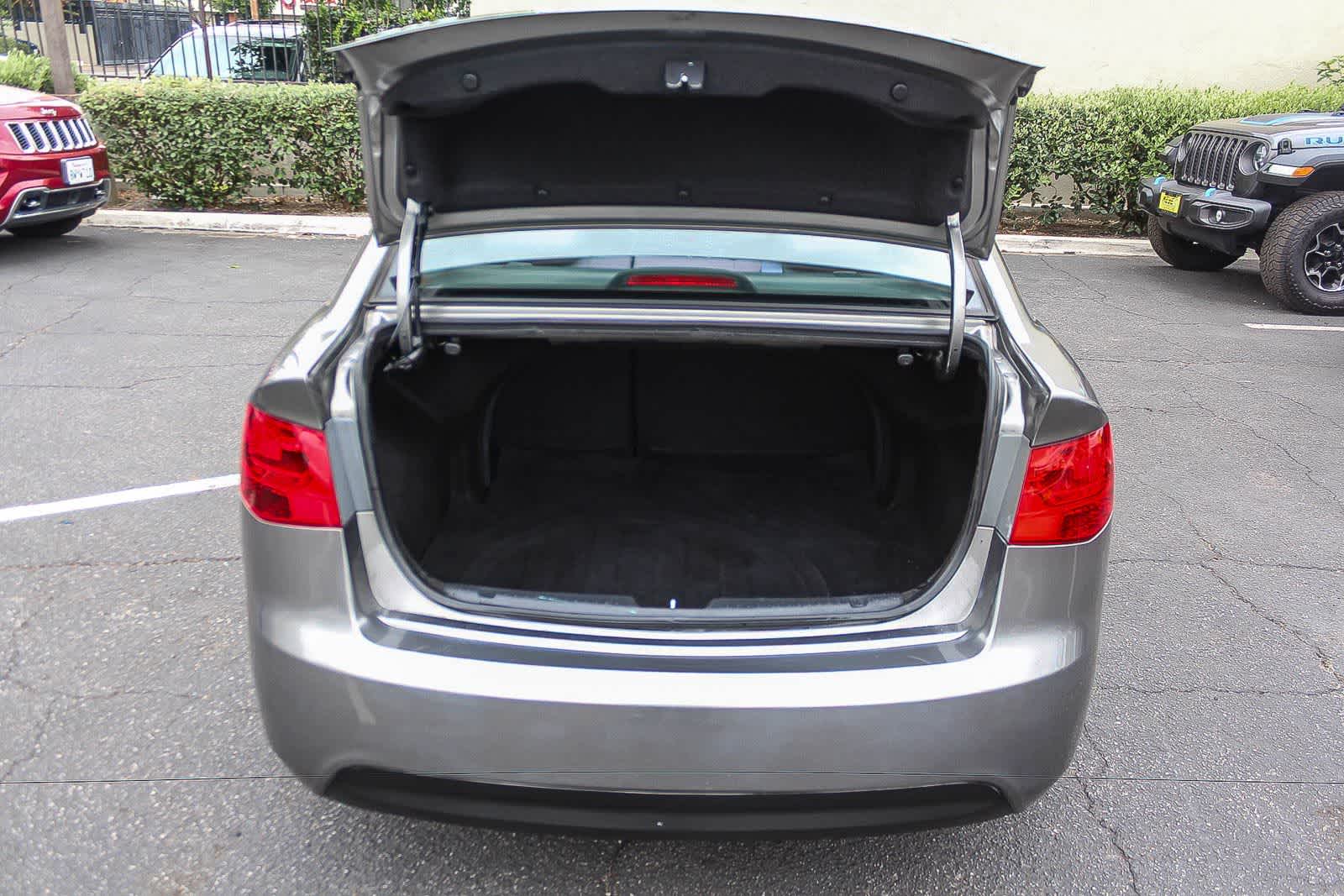 Thumbnail: 2012 Kia Forte - 34