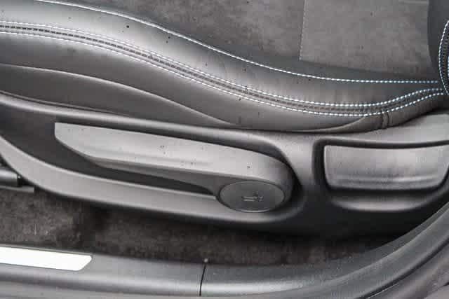 2025 Hyundai Elantra SE 23