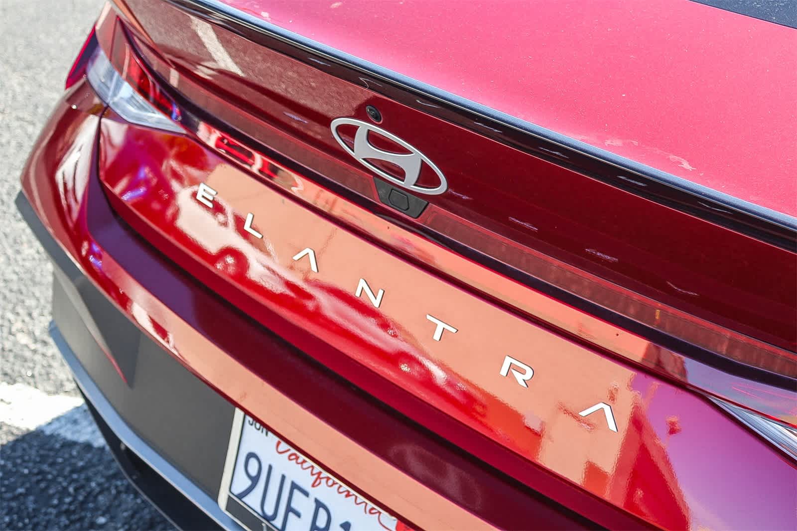 Thumbnail: 2025 Hyundai Elantra - 9