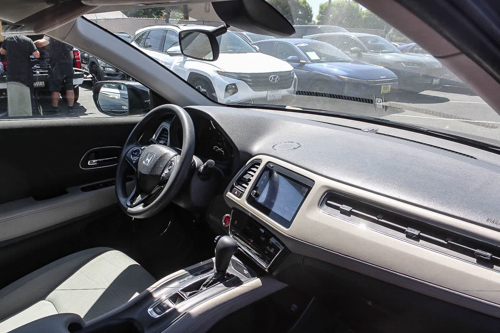 Thumbnail: 2019 Honda HR-V - 20