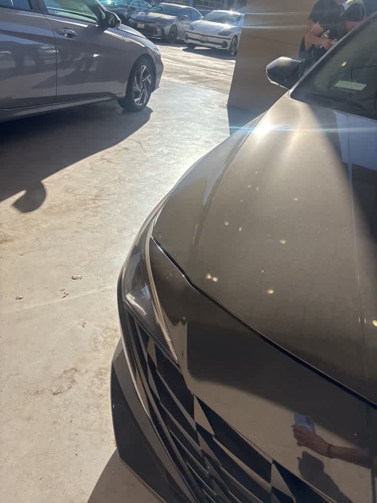 Thumbnail: 2022 Hyundai Elantra - 11