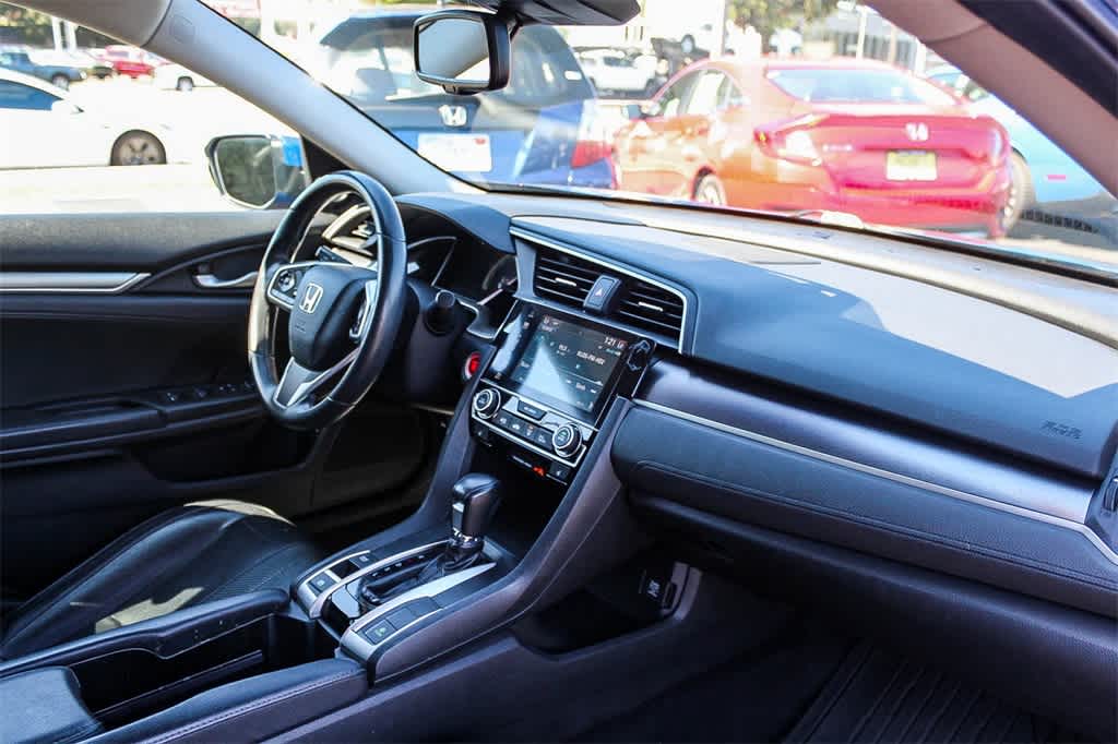 Thumbnail: 2016 Honda Civic - 16