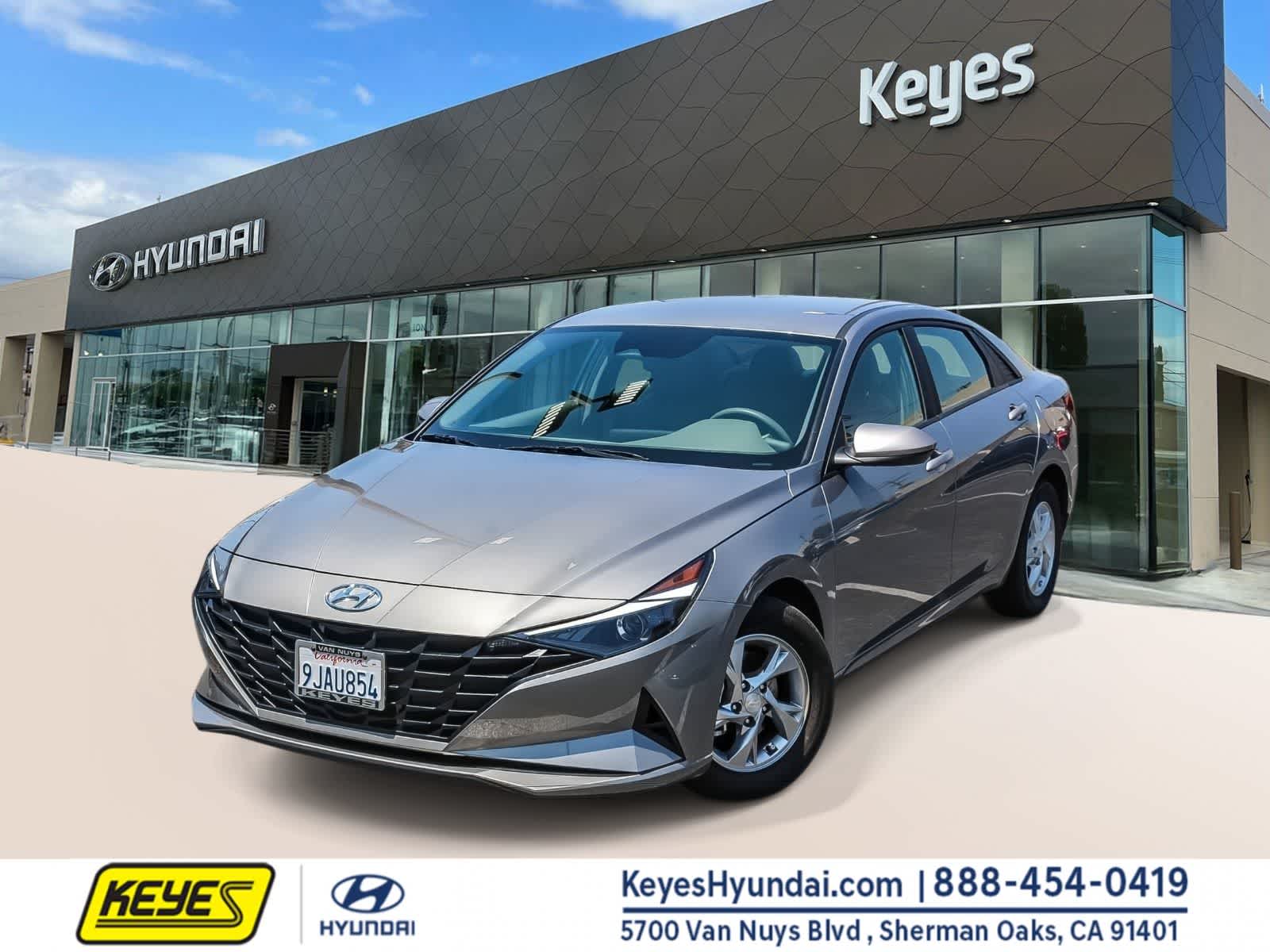 2023 Hyundai Elantra SE