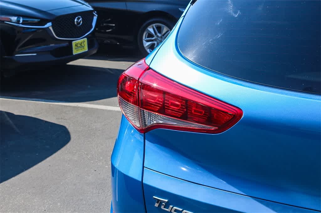 Thumbnail: 2017 Hyundai Tucson - 7