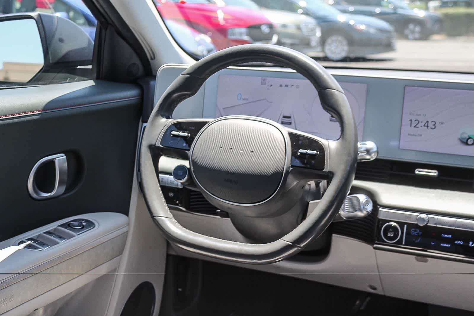 Thumbnail: 2023 Hyundai Ioniq 5 - 19