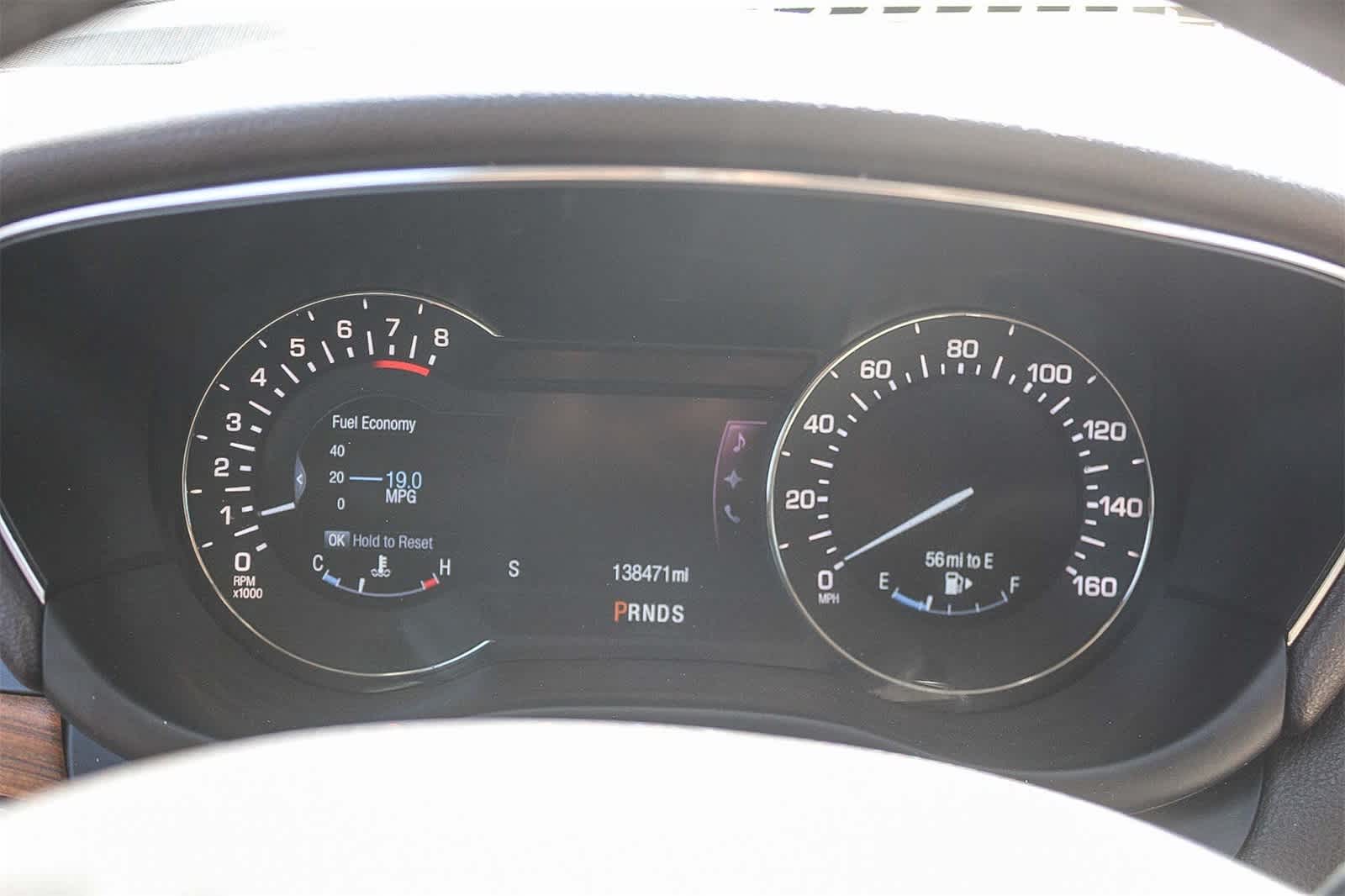 Thumbnail: 2015 Lincoln MKC - 31