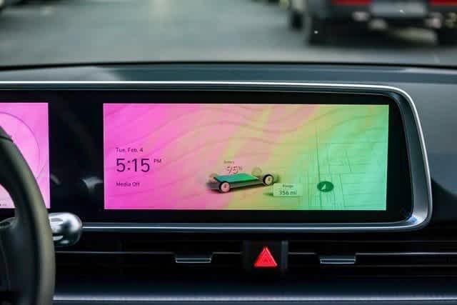 2025 Hyundai Ioniq 6 SE 14