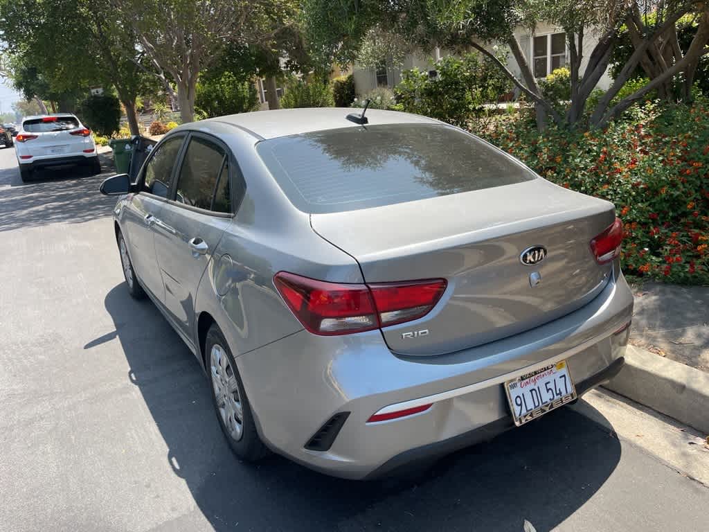 Thumbnail: 2021 Kia Rio - 9