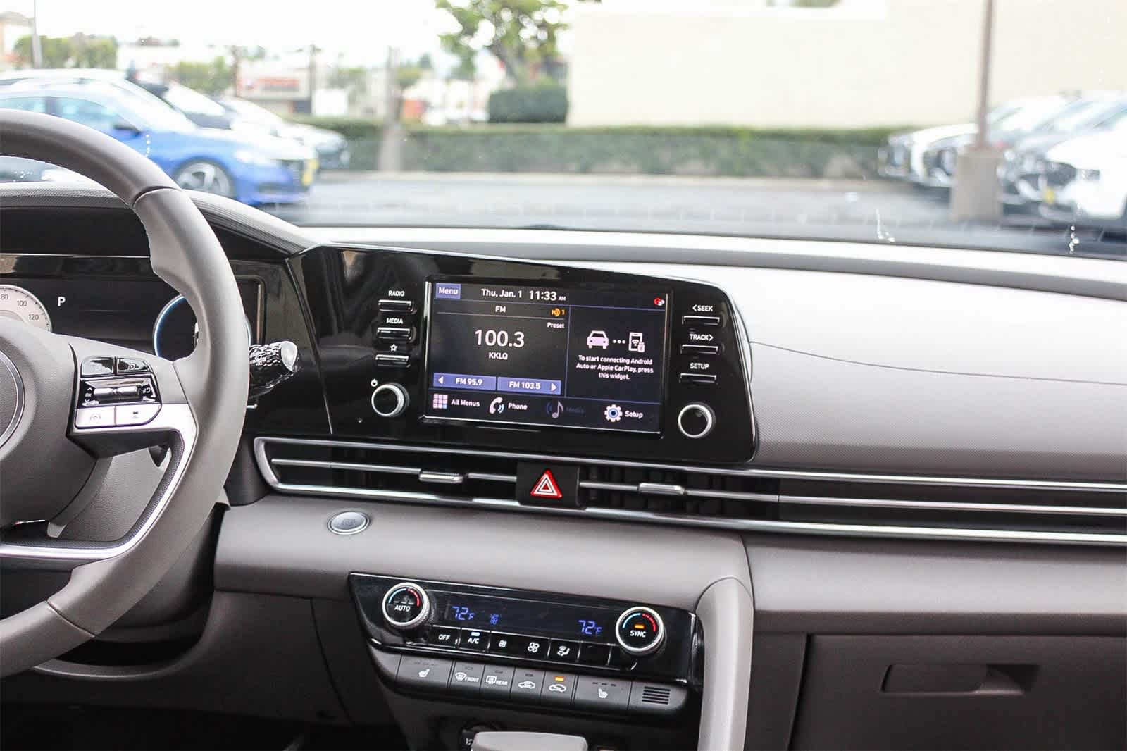 Thumbnail: 2022 Hyundai Elantra - 17