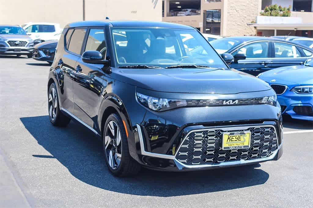 Thumbnail: 2023 Kia Soul - 3