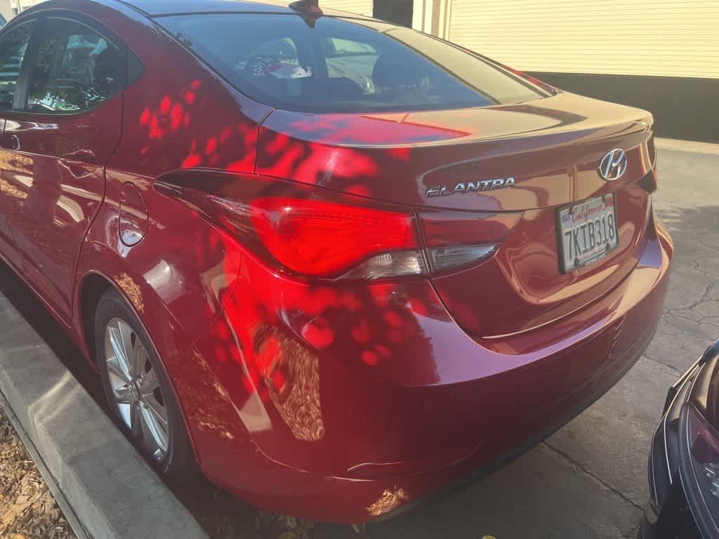 Thumbnail: 2015 Hyundai Elantra - 10