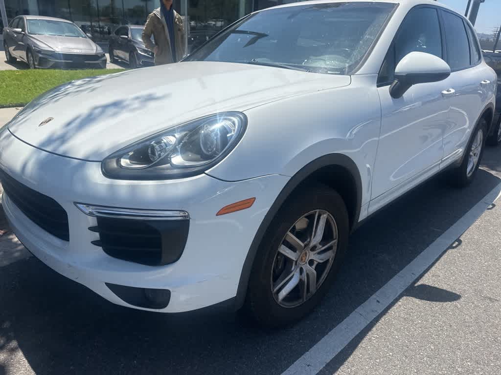 Thumbnail: 2018 Porsche Cayenne - 3