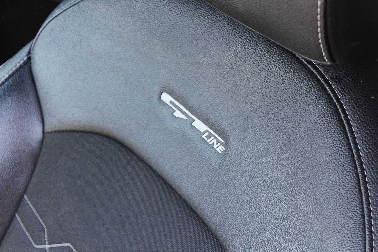 Thumbnail: 2022 Kia Forte - 35