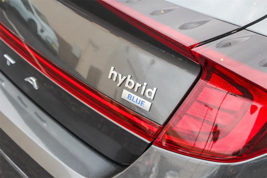 Thumbnail: 2023 Hyundai Sonata - 11