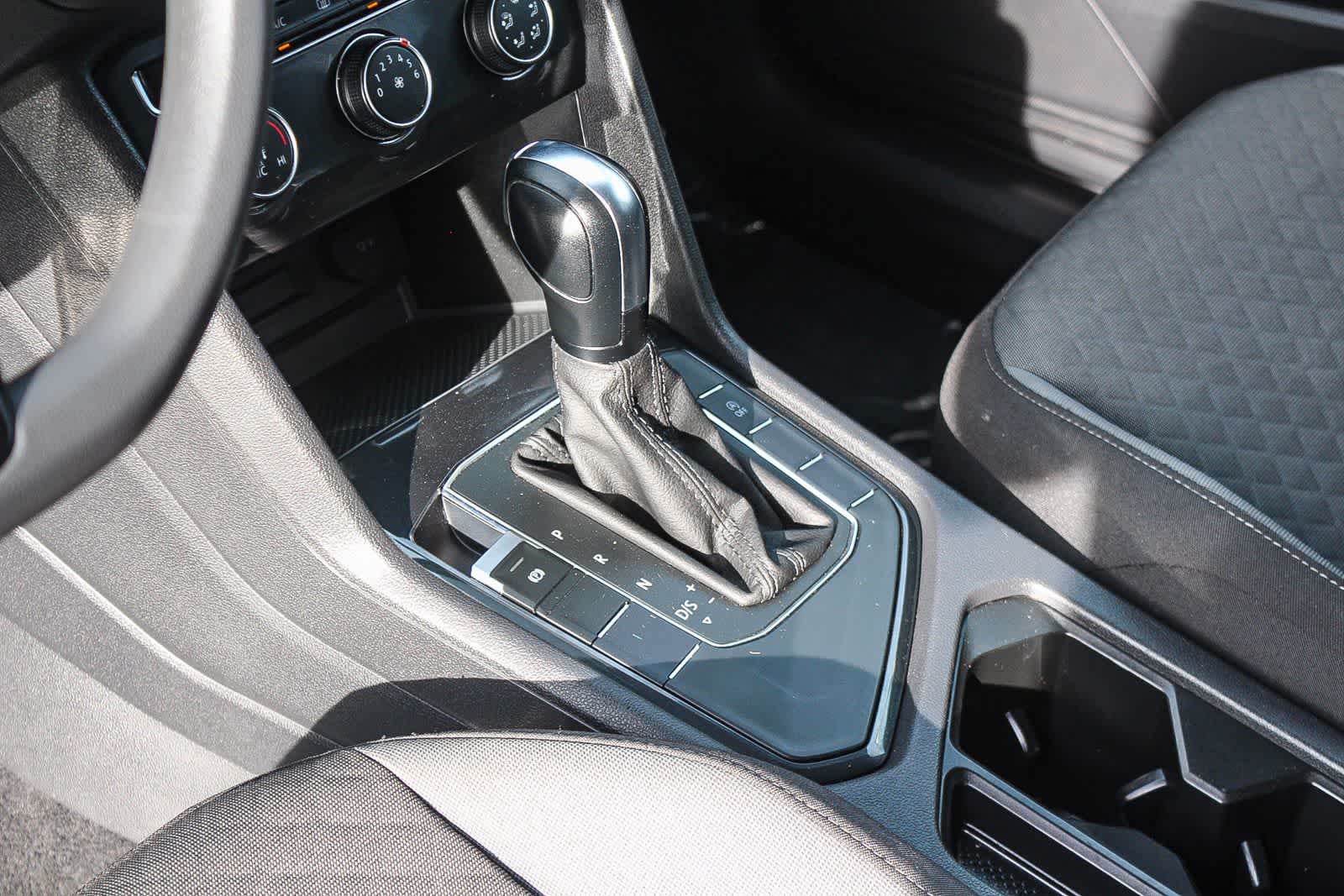 Thumbnail: 2019 Volkswagen Tiguan - 24