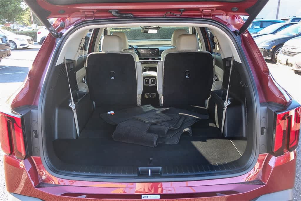 Thumbnail: 2024 Kia Sorento - 31