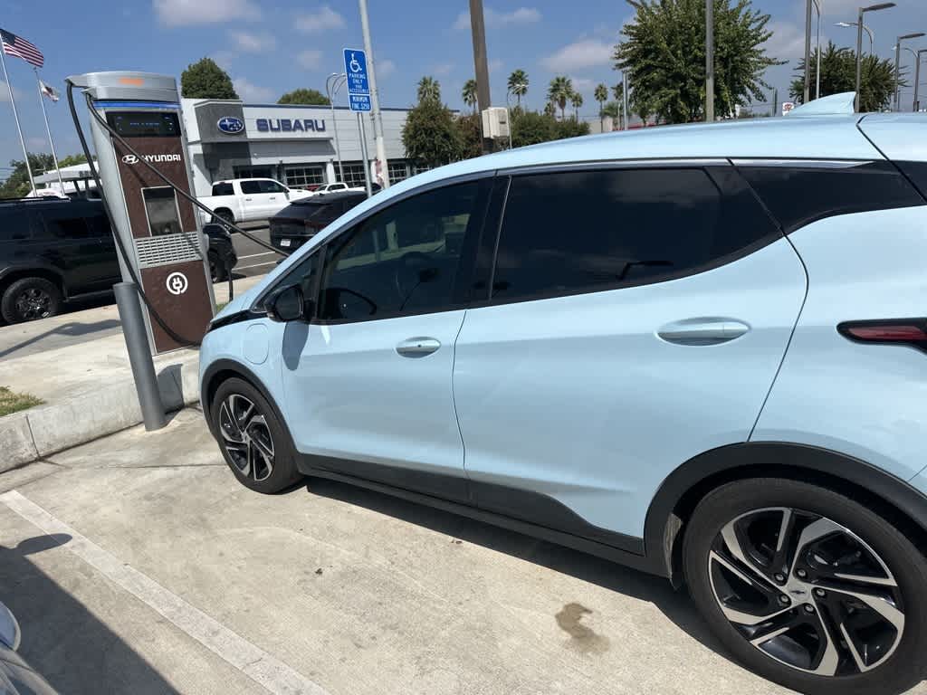 Thumbnail: 2022 Chevrolet Bolt EV - 4