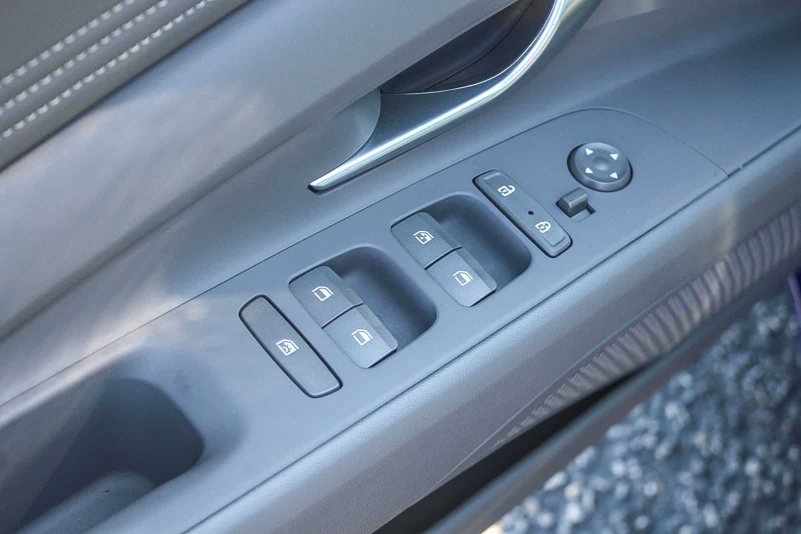 Thumbnail: 2023 Hyundai Elantra - 26