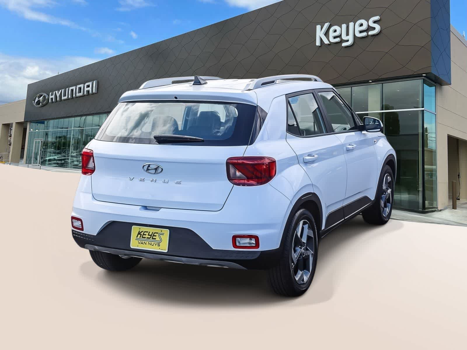 Thumbnail: 2020 Hyundai Venue - 4