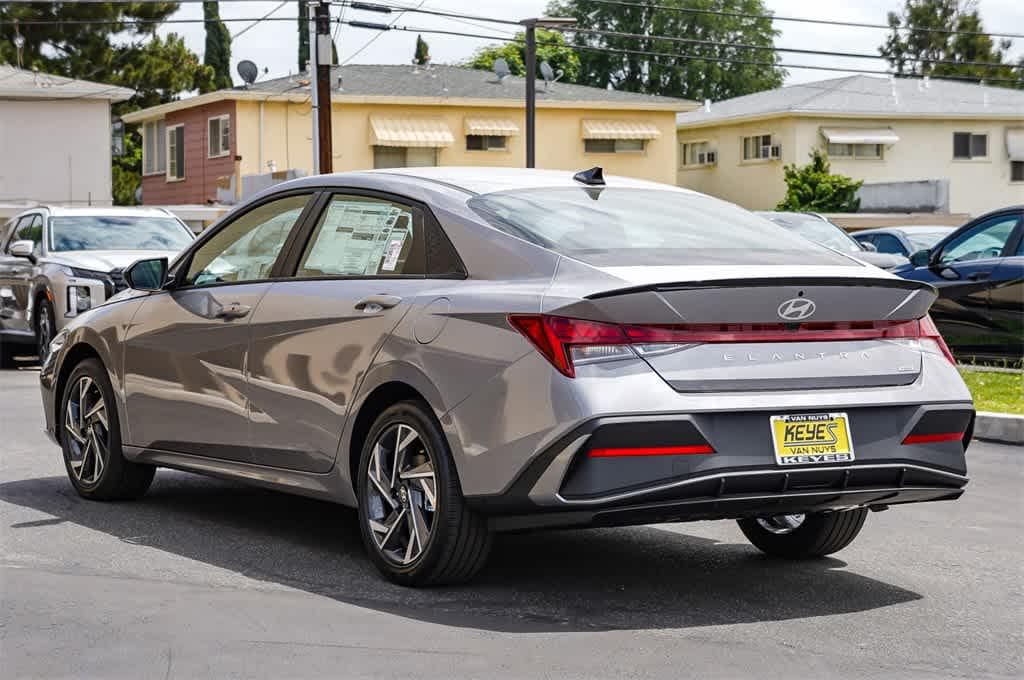 Thumbnail: 2025 Hyundai Elantra - 6