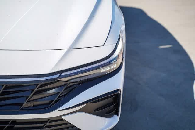 Thumbnail: 2024 Hyundai Elantra - 10