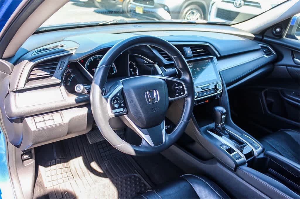 Thumbnail: 2016 Honda Civic - 17