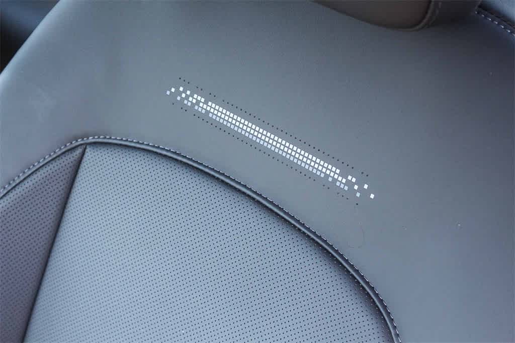 Thumbnail: 2023 Hyundai Ioniq 6 - 29