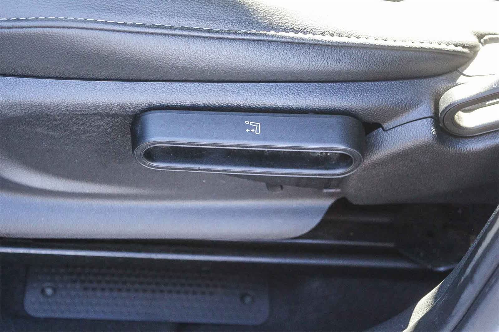 Thumbnail: 2019 MINI Cooper Countryman - 26