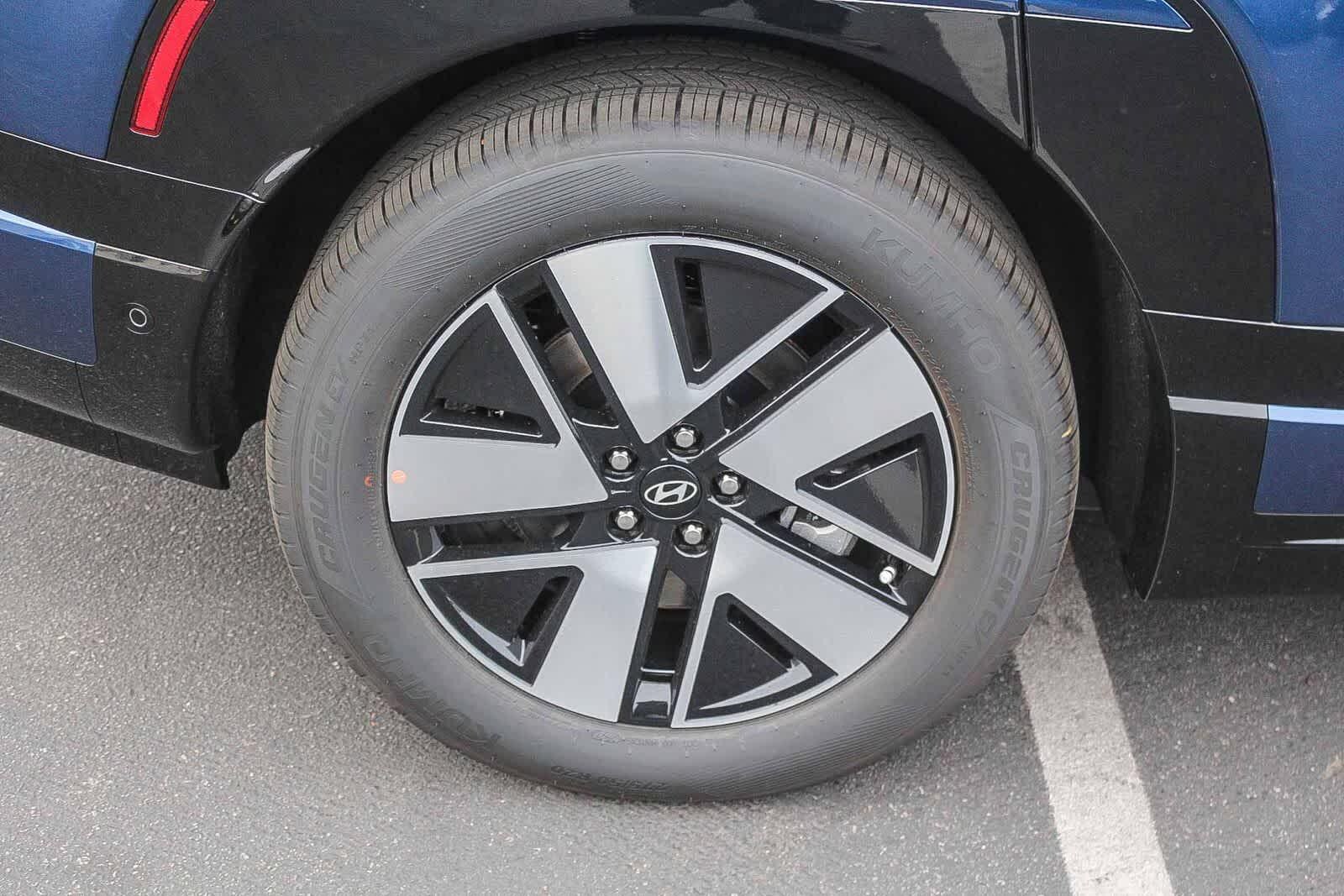 Thumbnail: 2026 Hyundai Ioniq - 9