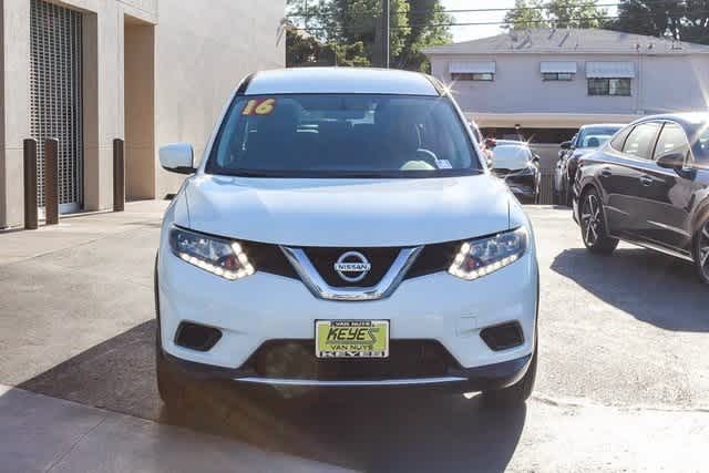 Used 2016 Nissan Rogue S with VIN 5N1AT2MTXGC810283 for sale in Van Nuys, CA