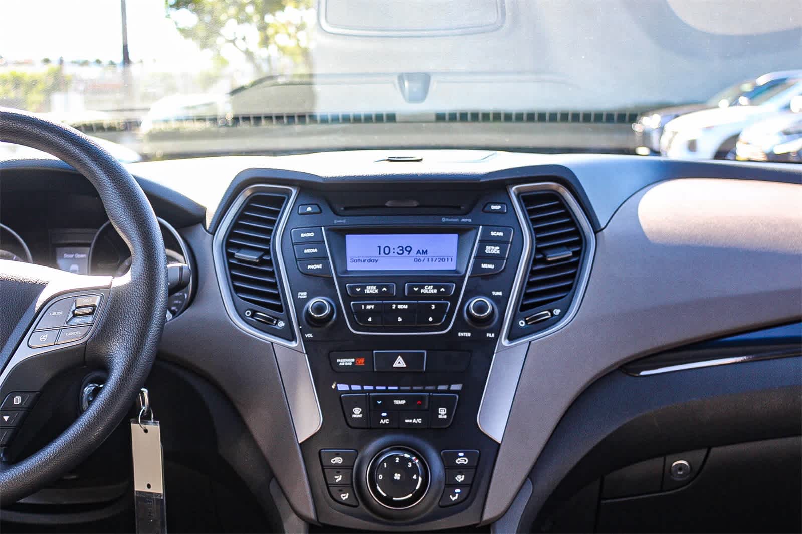 Thumbnail: 2013 Hyundai Santa Fe - 19