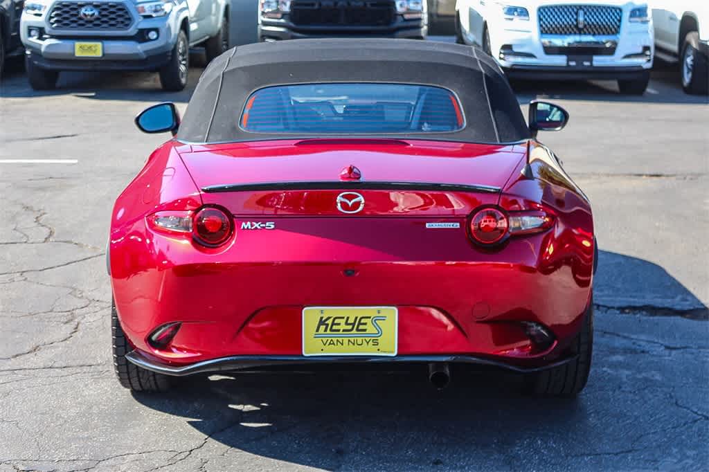 Thumbnail: 2022 Mazda MX-5 Miata - 6
