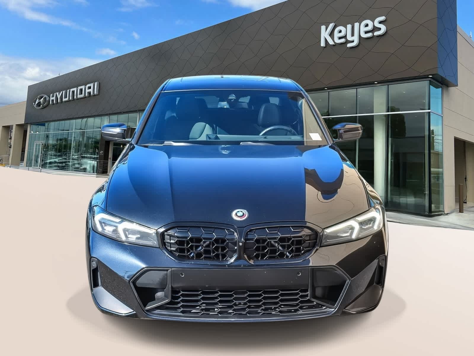 Thumbnail: 2023 BMW 3 Series - 2