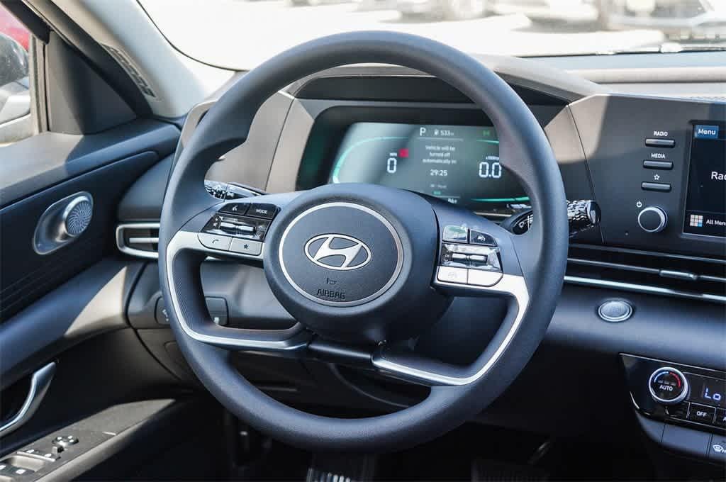 Thumbnail: 2025 Hyundai Elantra - 15