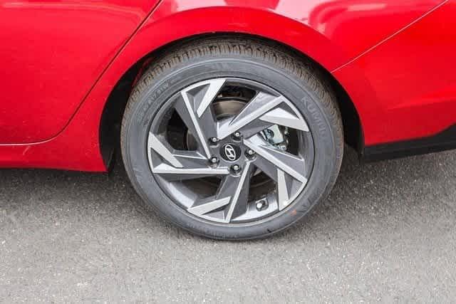 Thumbnail: 2025 Hyundai Elantra - 8