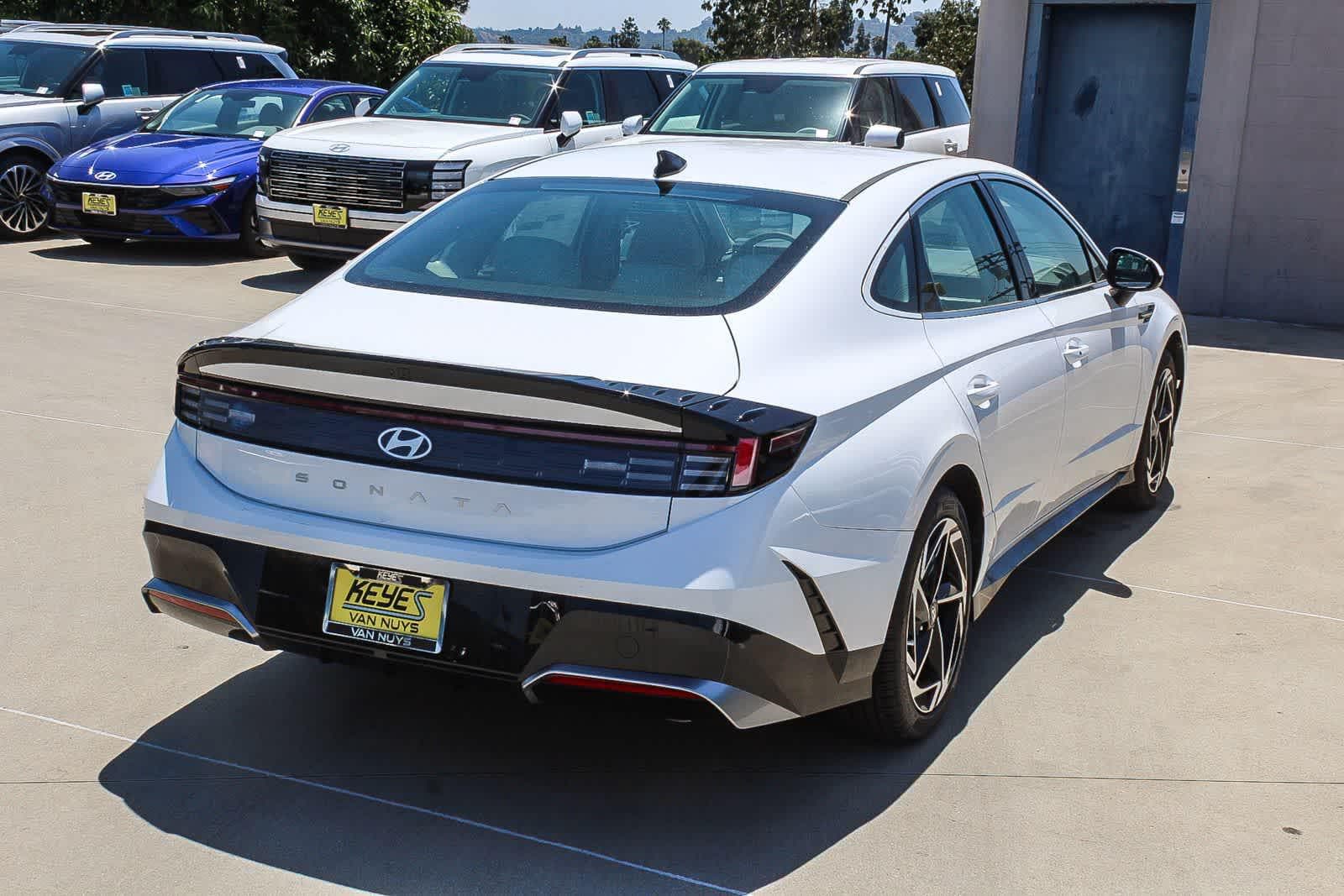 Thumbnail: 2026 Hyundai Sonata - 4