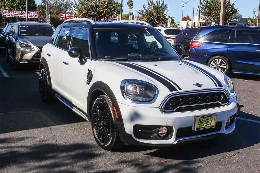 Thumbnail: 2019 MINI Cooper Countryman - 3