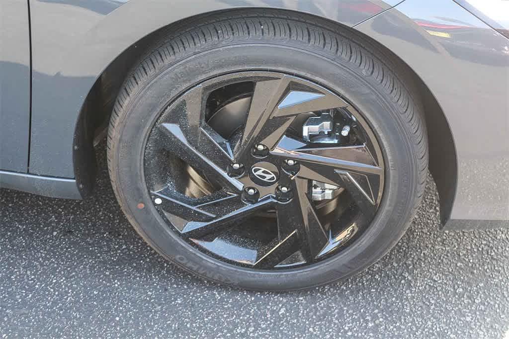 Thumbnail: 2026 Hyundai Elantra - 11