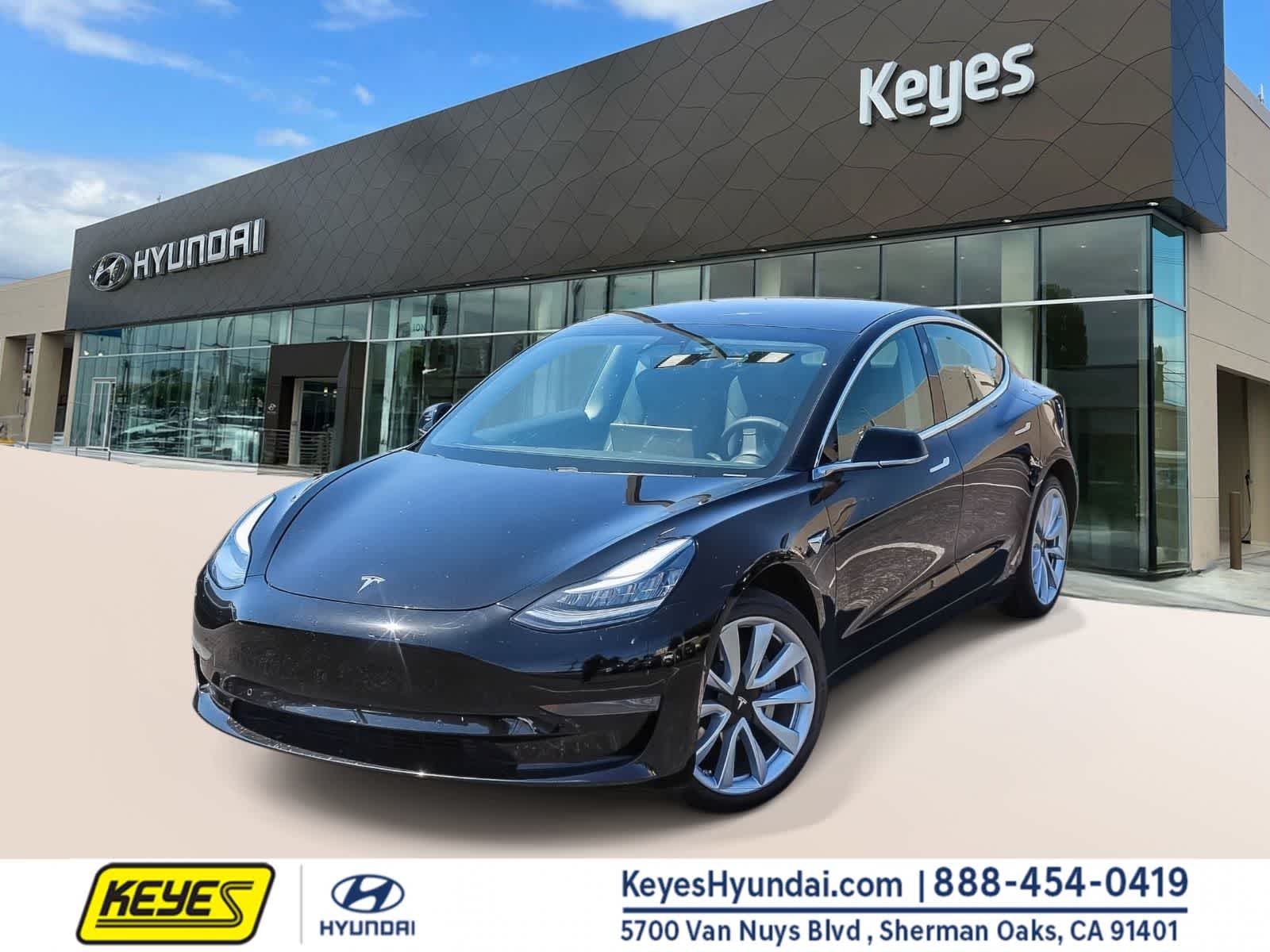2020 Tesla Model 3 Standard Range Plus's photo