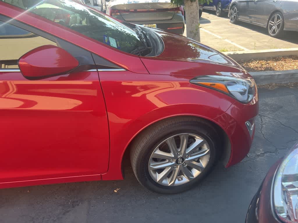 Thumbnail: 2015 Hyundai Elantra - 25