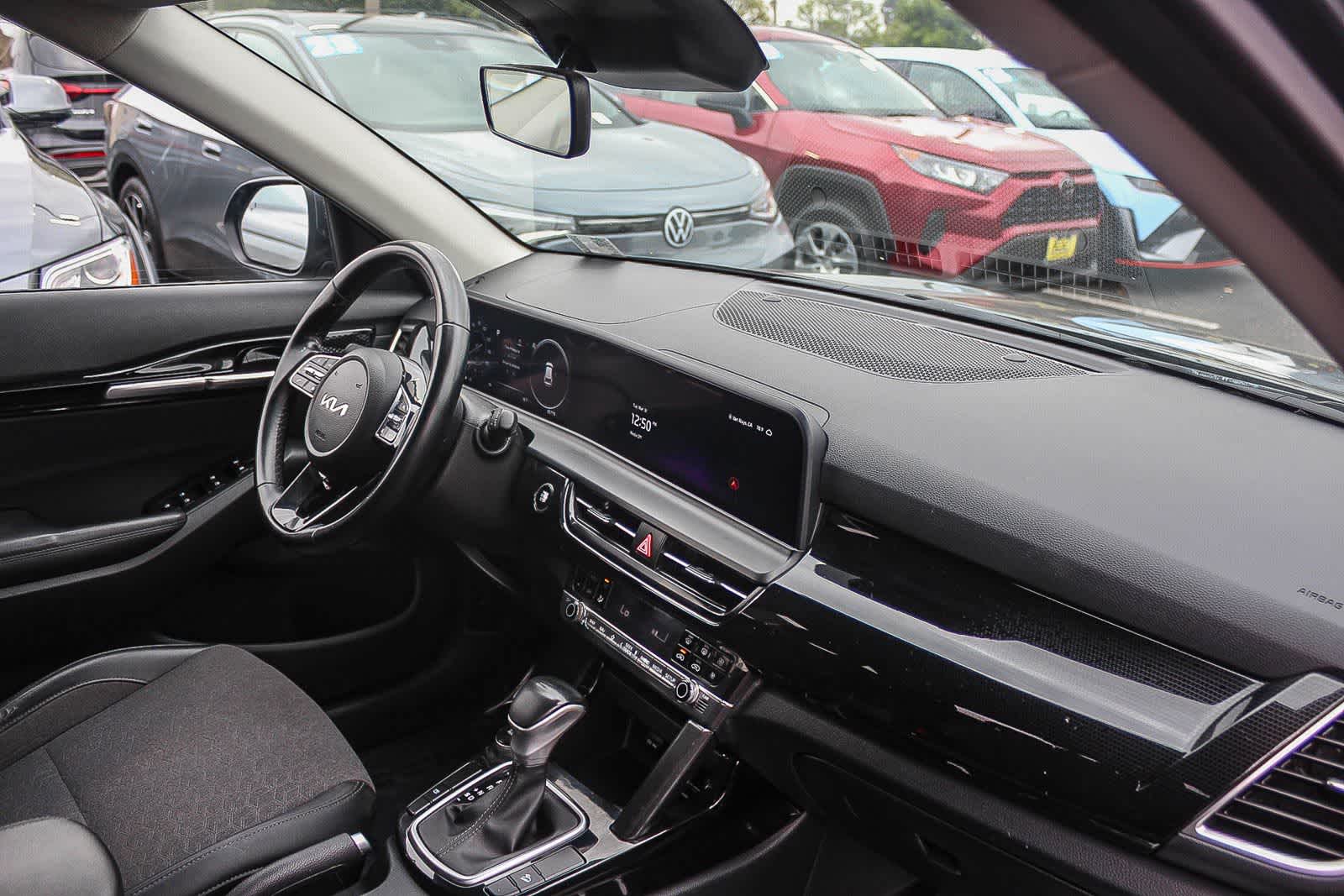 Thumbnail: 2024 Kia Seltos - 22