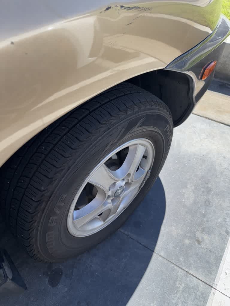 Thumbnail: 2003 Hyundai Santa Fe - 24