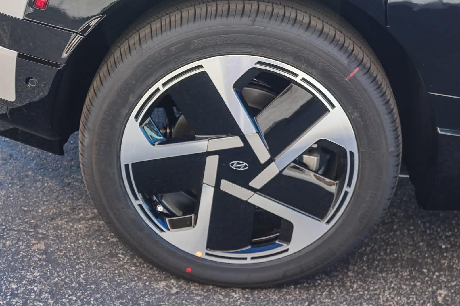 Thumbnail: 2026 Hyundai Ioniq - 9