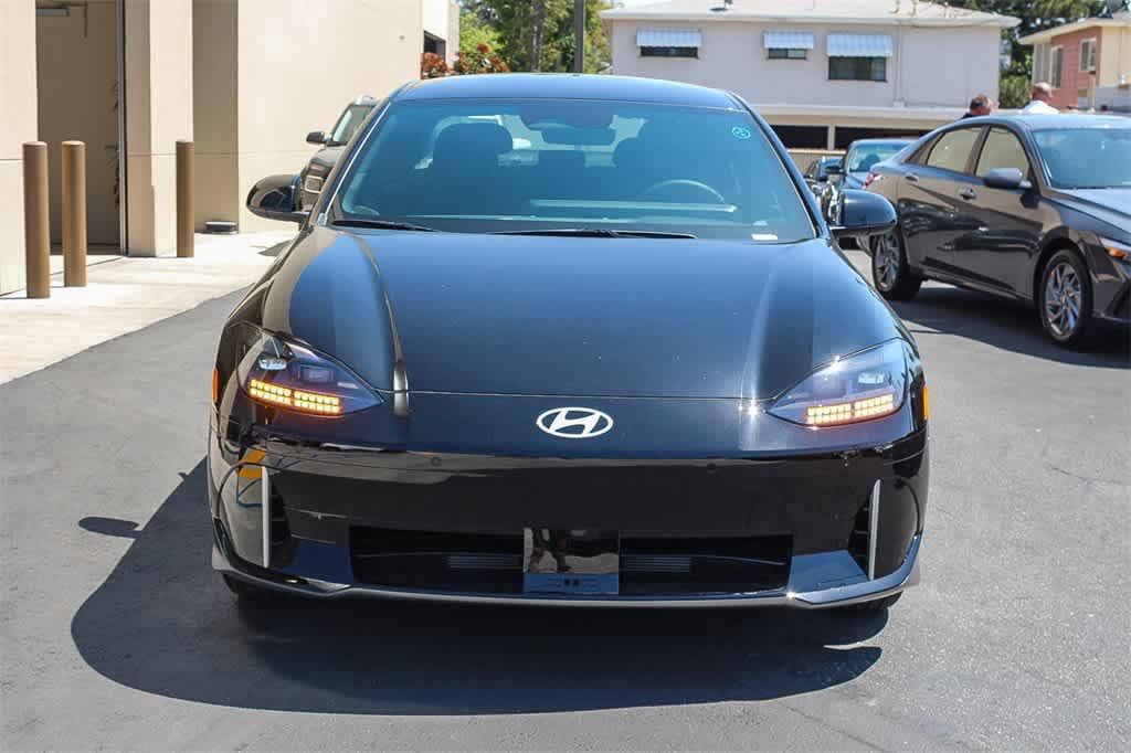 New 2025 Hyundai IONIQ 6 SE Sedan