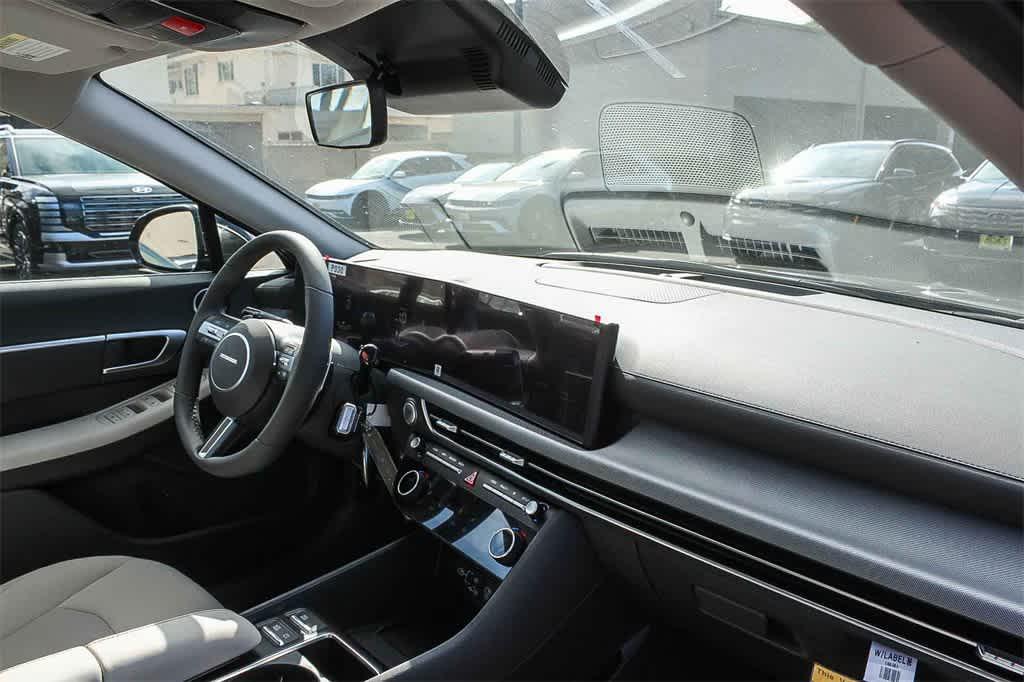 Thumbnail: 2026 Hyundai Sonata - 16