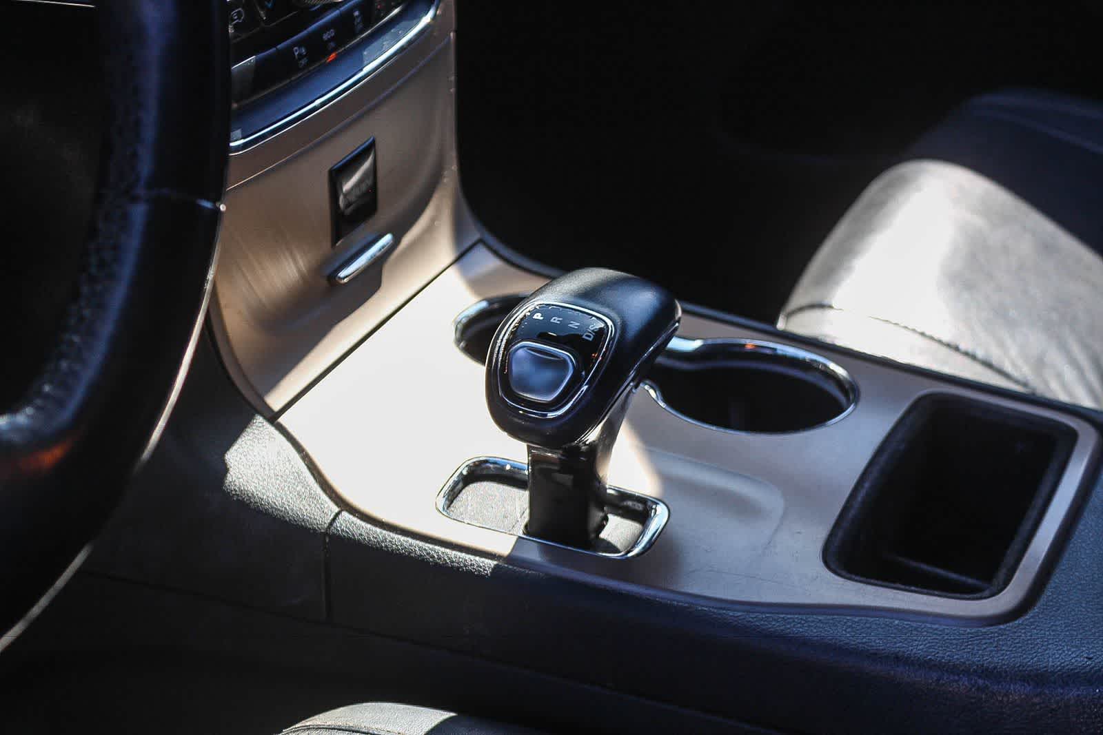 Thumbnail: 2014 Jeep Grand Cherokee - 23