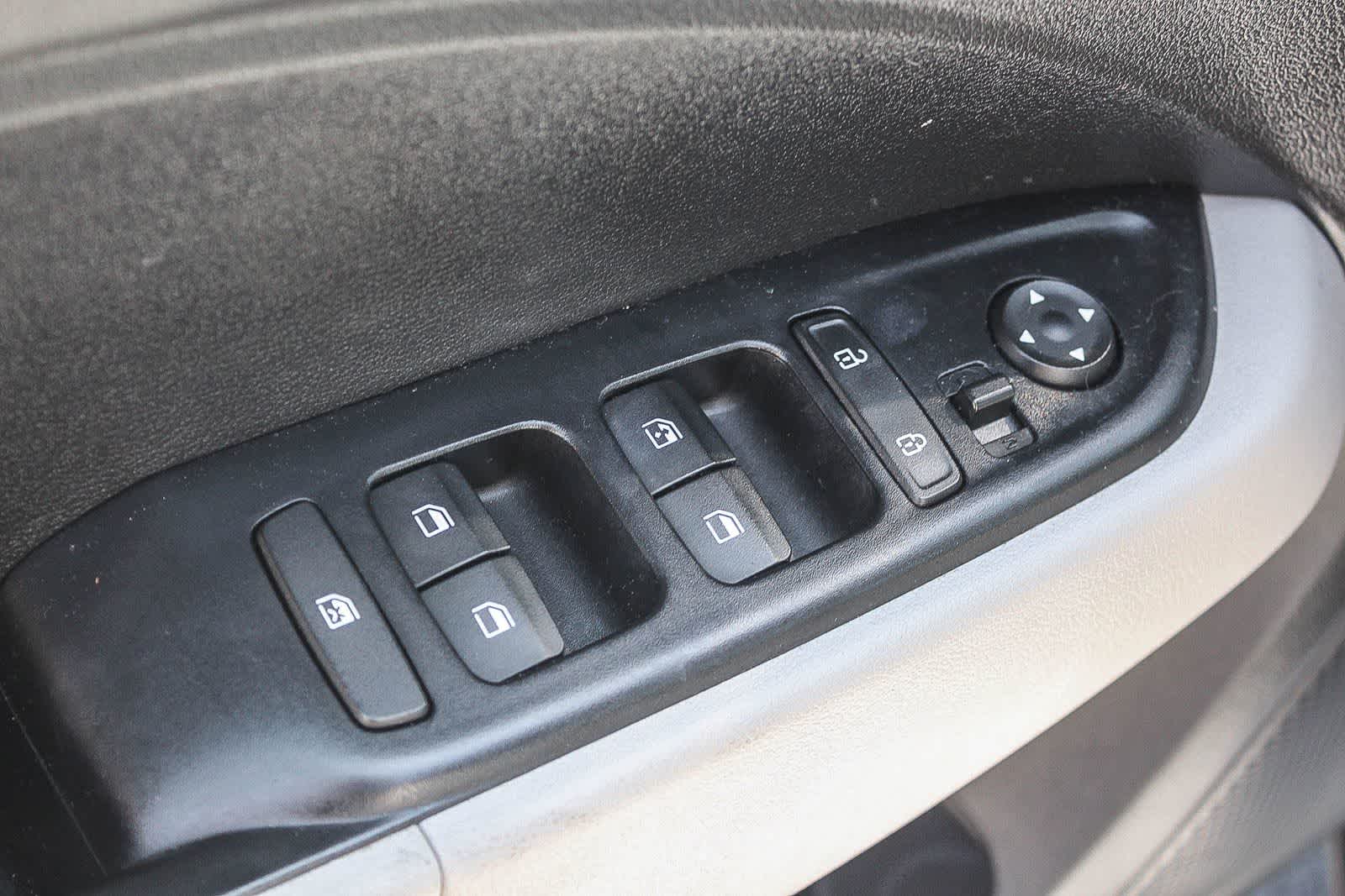 Thumbnail: 2020 Hyundai Venue - 26